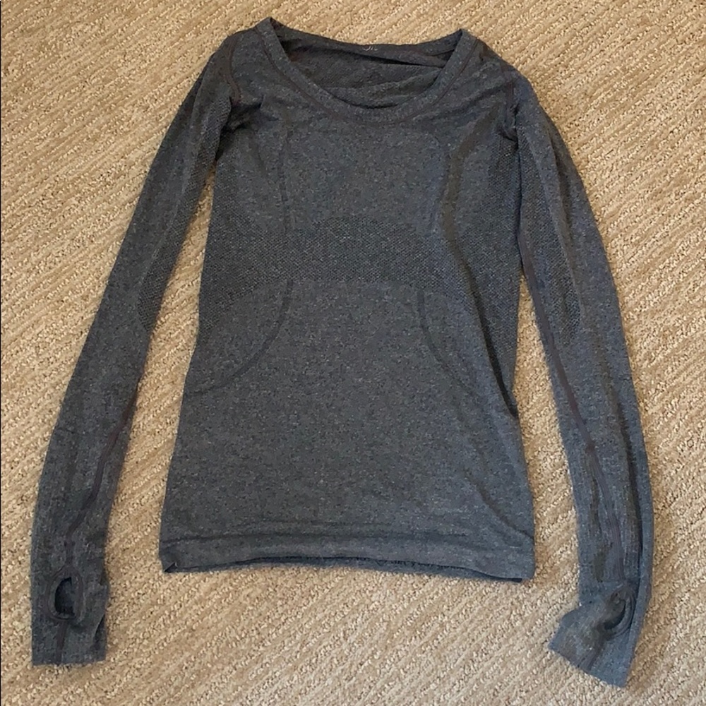 Long sleeve lululemon shirt